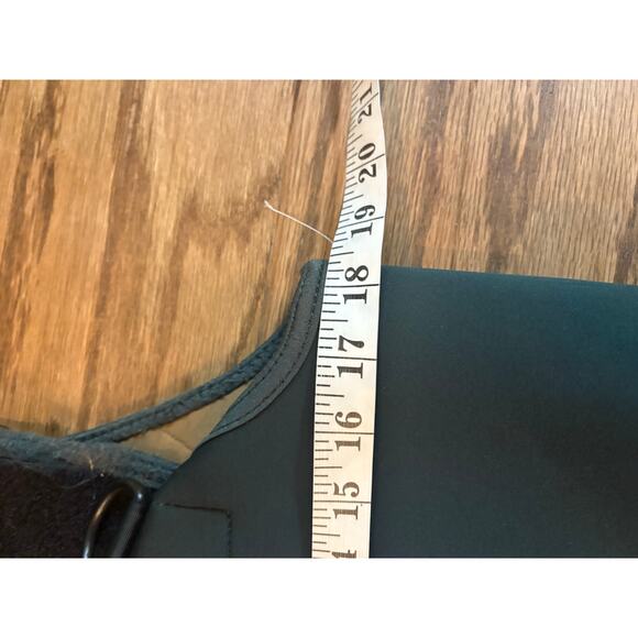 Hodgman Neoprene Chest Waders Green Fishing Hunting Size M Waterproof EUC - Picture 5 of 6